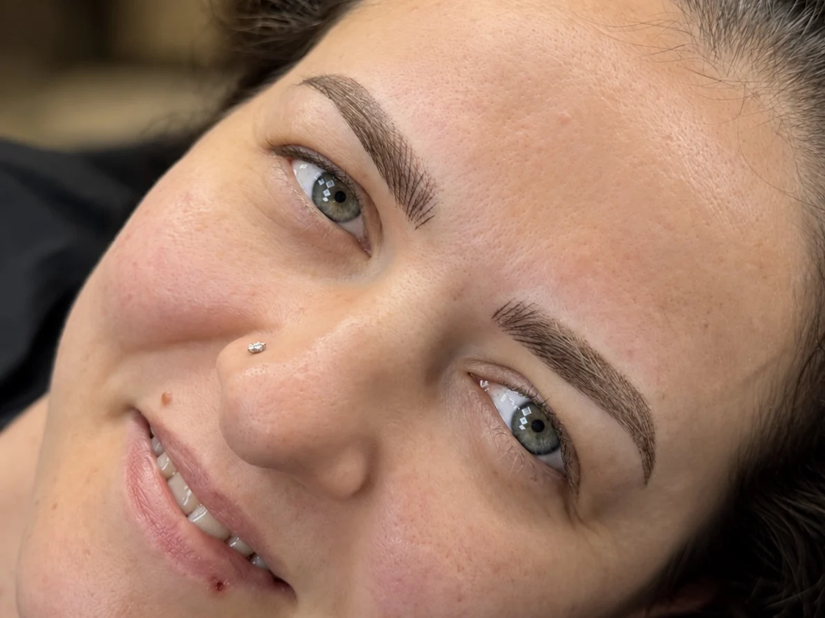 Microblading & Shadow Effect Brows - Image 2