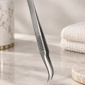 Curved Eyelash Tweezers
